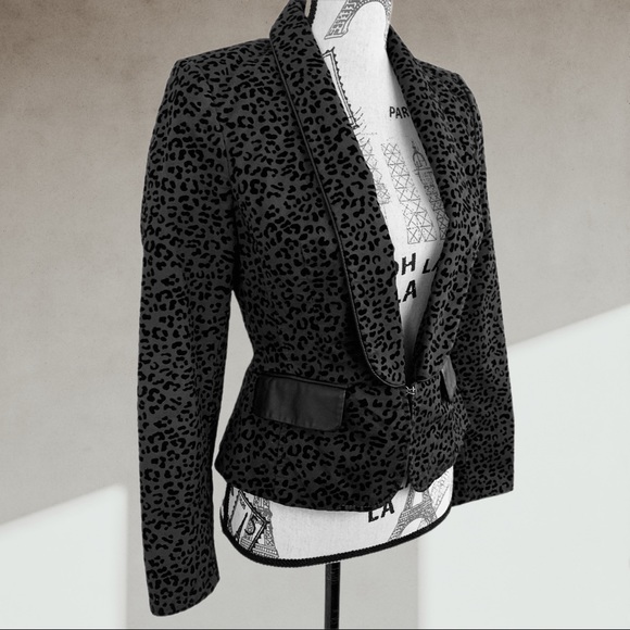 Leopard print girl Boss blazer XS - Picture 3 of 6